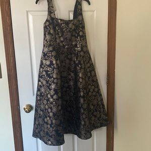 Semi-formal floral dress - never worn
